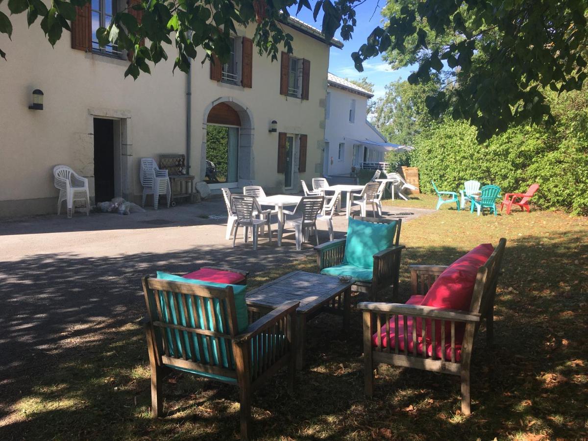 Apf France Handicap - Ferme Leonie Saint-Laurent-en-Grandvaux Kültér fotó